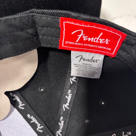 Fender Guitars Hat Cap Unisex Spaghetti Logo Black & Camo Flatbill Snapback NWT - Picture 5 of 6